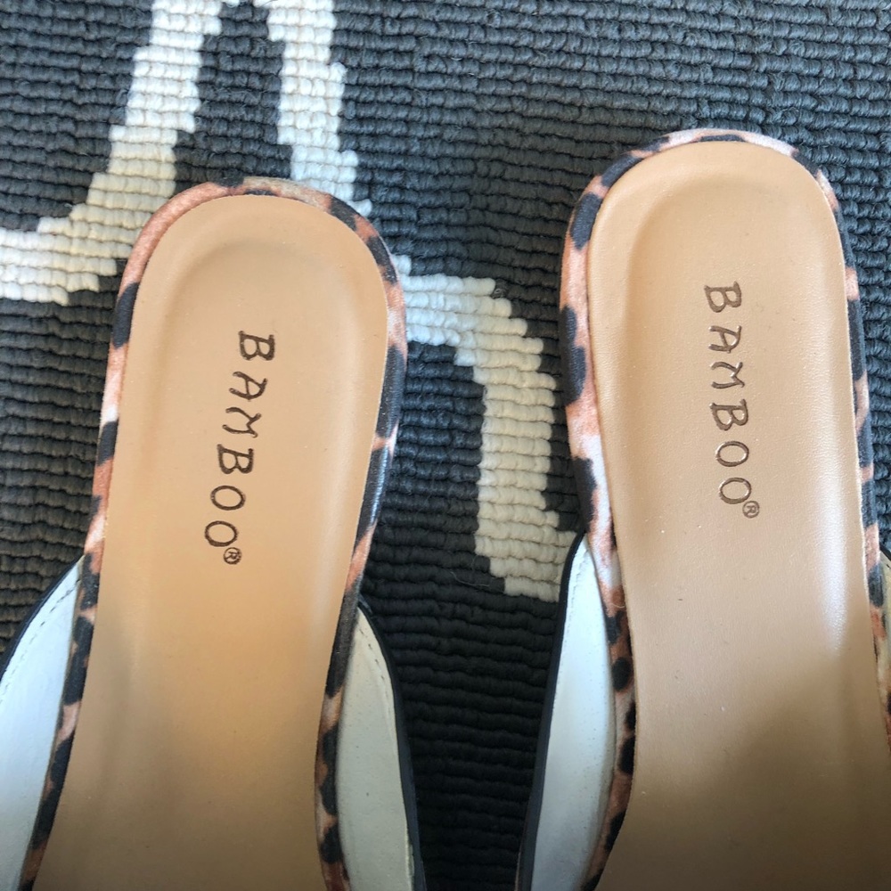 Leopard Print Slides - Picture 4 of 6